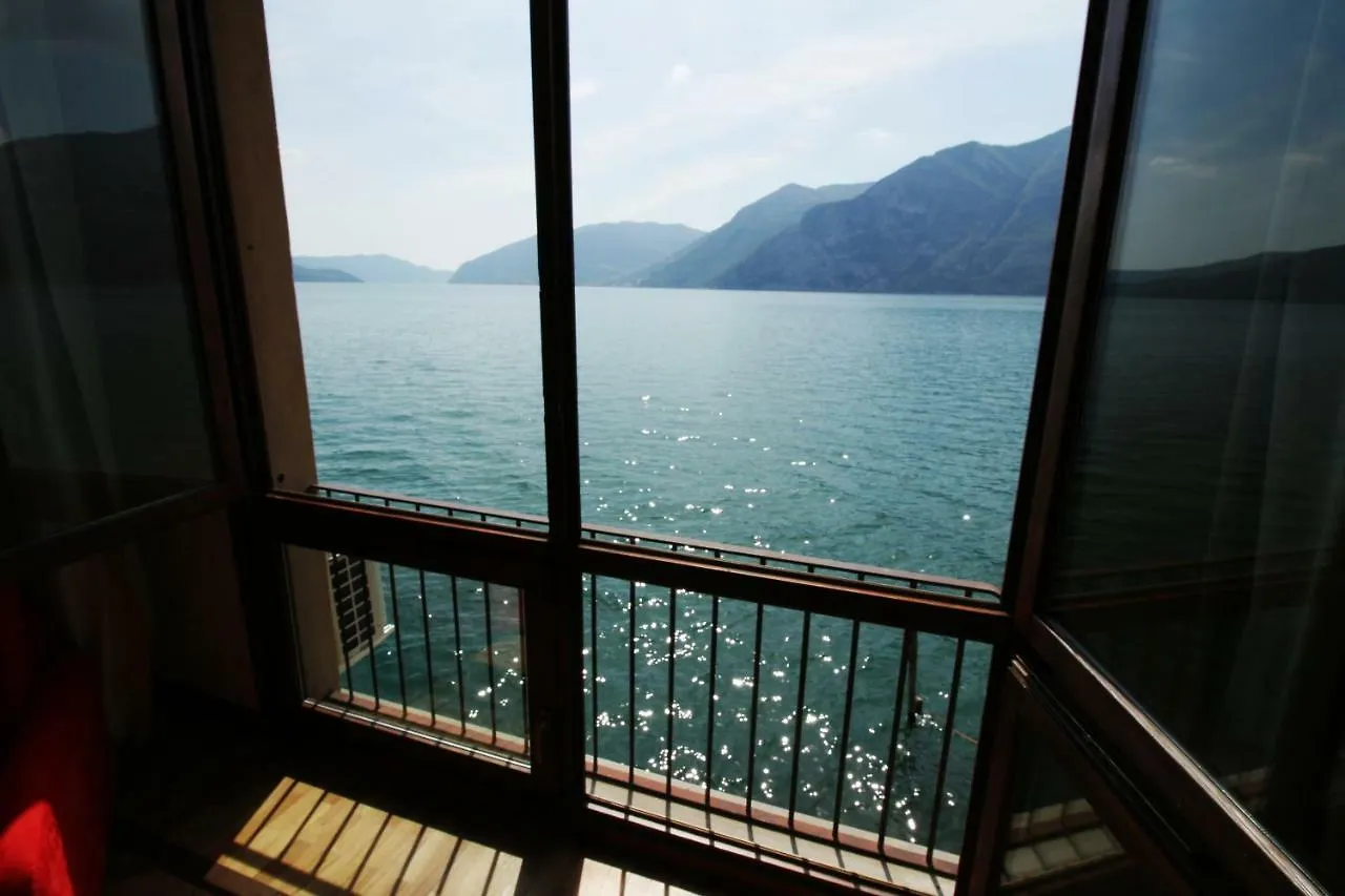 Сasa de vacaciones Casa Vacanze Finestra del Pescatore Marone